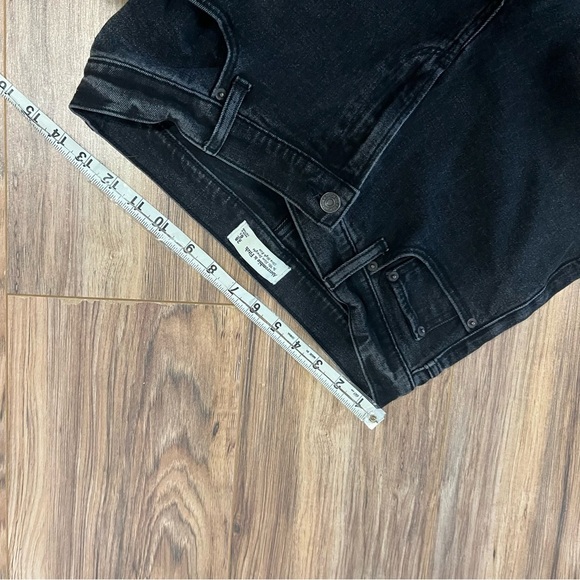 Abercrombie & Fitch 90s Slim Straight Ultra High Rise Jean - Picture 6 of 7